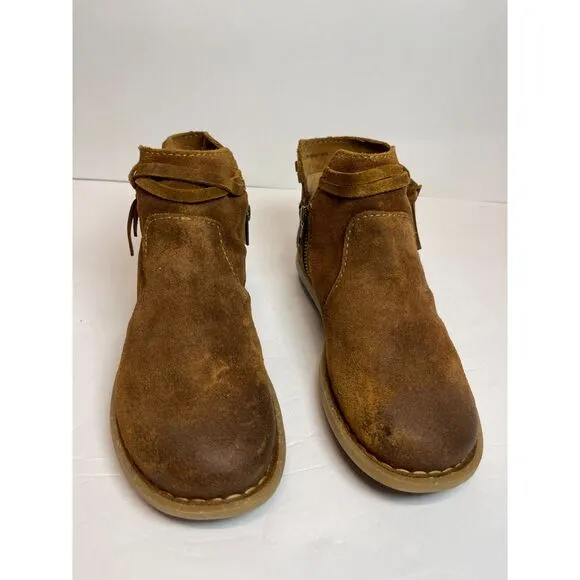 NWOT Born Wynter Comfort Booties Brown Suede Ankle Boots - Size 7