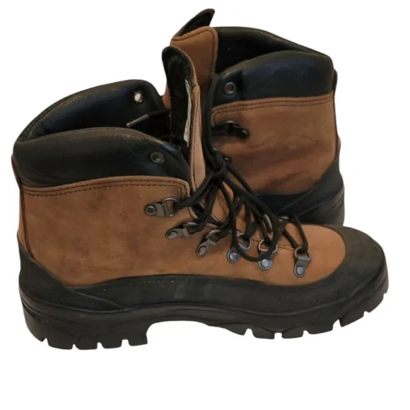 NWOT Danner Combat Hiker Mountain /Outdoor Boots Men's 8W