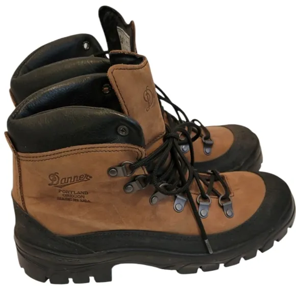 NWOT Danner Combat Hiker Mountain /Outdoor Boots Men's 8W