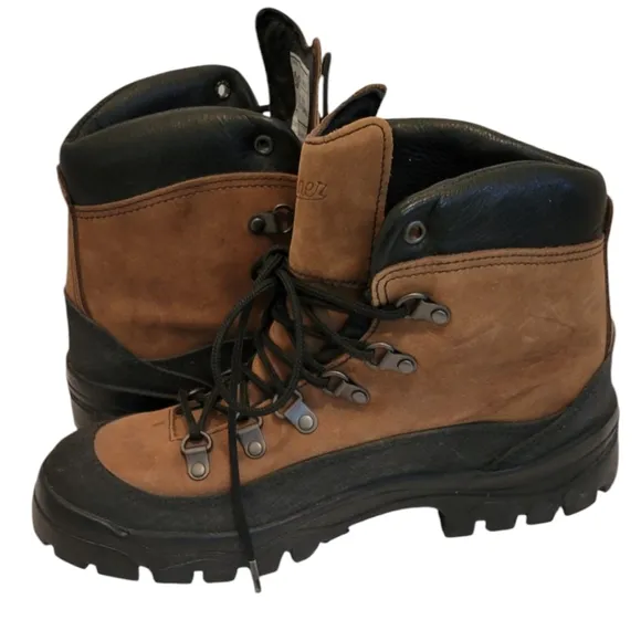 NWOT Danner Combat Hiker Mountain /Outdoor Boots Men's 8W