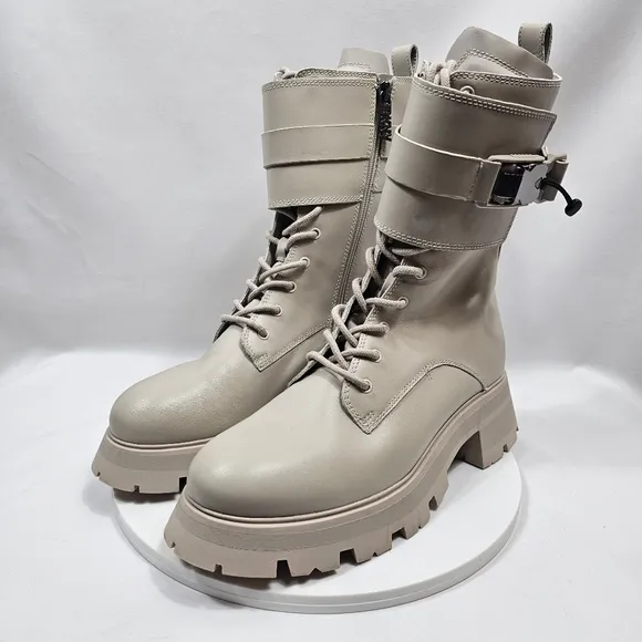 NWOT DKNY Lug Sole Combat Boots Deep Vanilla Size 10M Leather Lace Up Gothcore