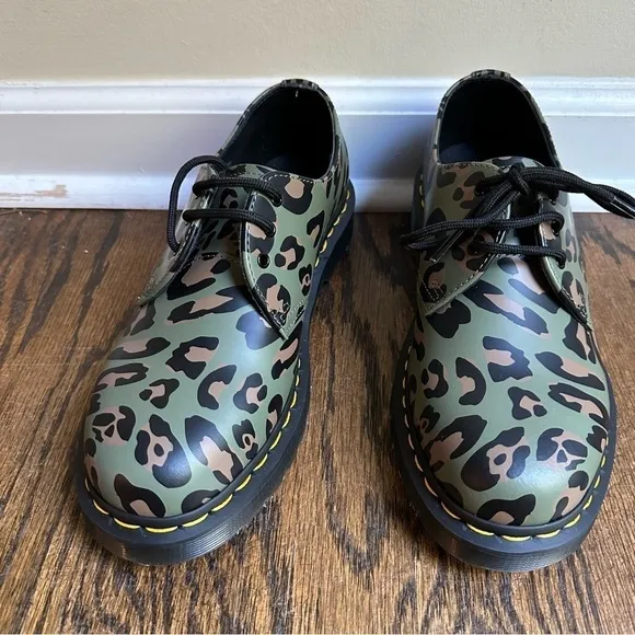 NWOT Dr Martens 1461 Distorted Leopard Print Oxford Shoes