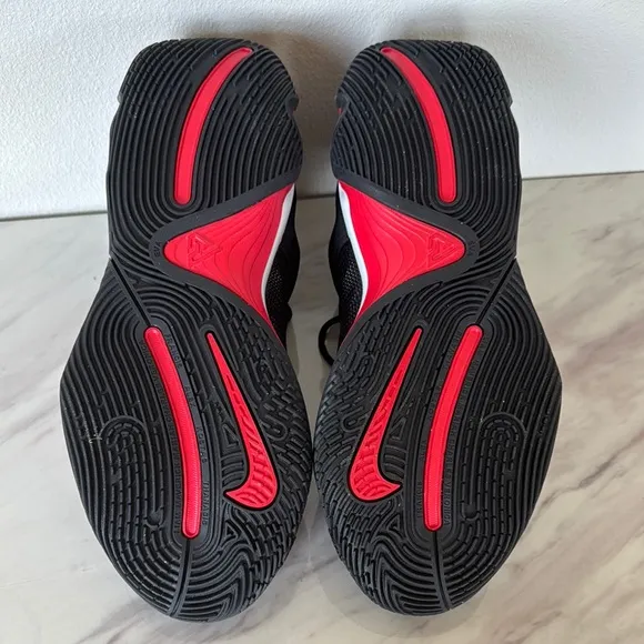 NWOT Nike GIANNIS IMMORTALITY 3 MENS