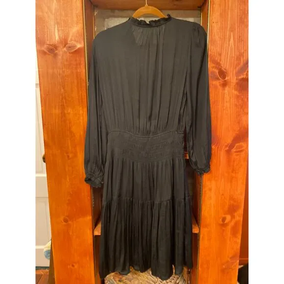 NWOT Sexy Grade &amp; Gather Stunning Long Sleeve Satin Mini Dress Small