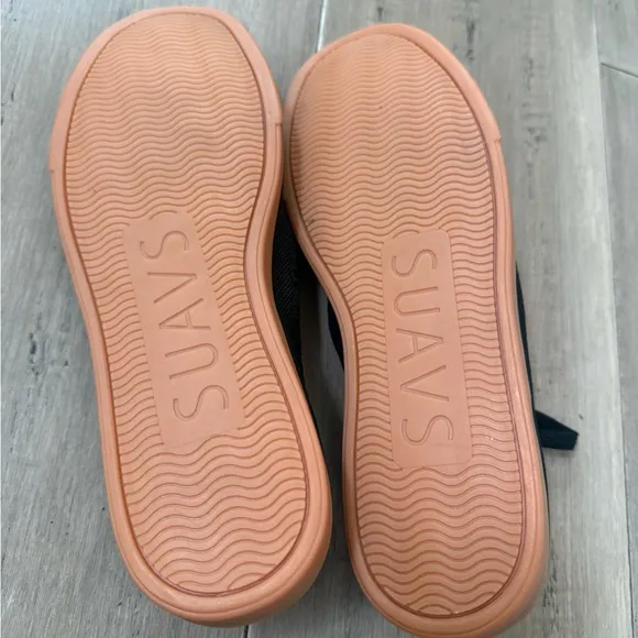 NWOT Suavs Men’s the Zilker Gum Shoe size 10