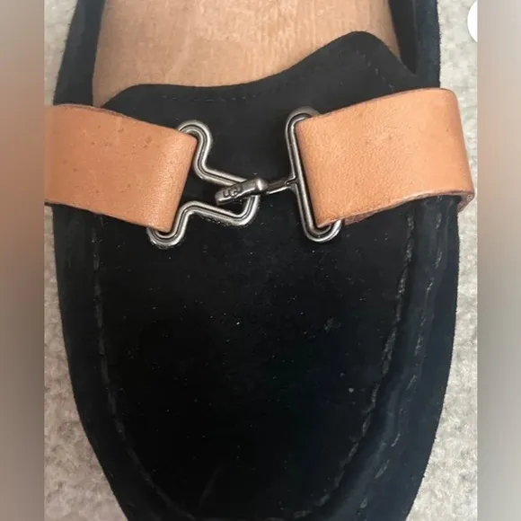 NWOT UGG® Aven Slip On Shoes for Women
