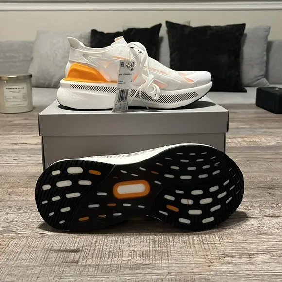 NWT Adidas by Stella McCartney Ultraboost 5 Shoes - White/Orange - IE8770
