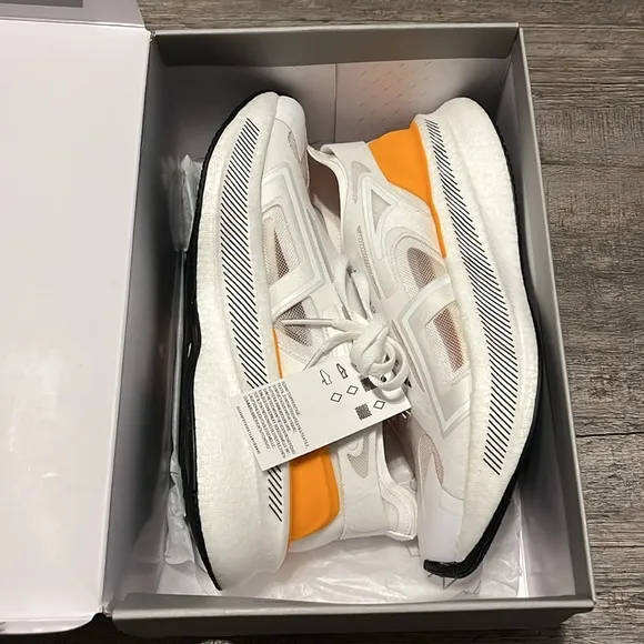 NWT Adidas by Stella McCartney Ultraboost 5 Shoes - White/Orange - IE8770