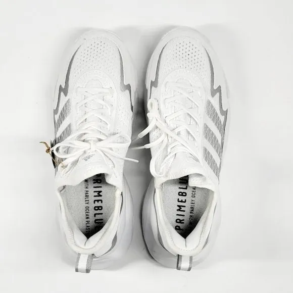 NWT- ADIDAS impact flx football shoes Sz 10 (UNISEX)