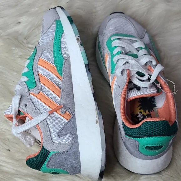 NWT Adidas tresc run sneaker shoes size 5