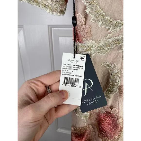 NWT Adrianna papell spring bloom embroidered Sheath dress, Size‎ 6