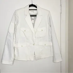 NWT Anthropologie Womens white blazer 12 cotton 1 button pockets chic