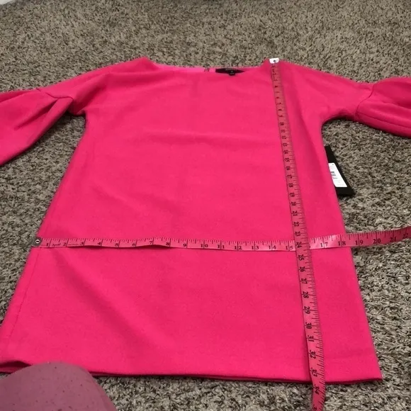 NWT Badgley Mischka Dress Size 0 Magenta Pink Bell Sleeve Mini