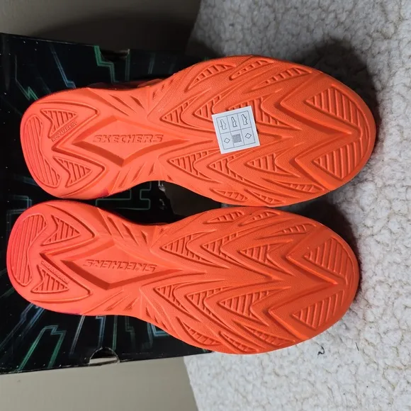 NWT Boys' Skechers Vortex 2.0 Ombre Light-Up Shoes Sz 2