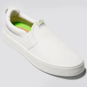 NWT Cariuma Off White Slip-On Shoes