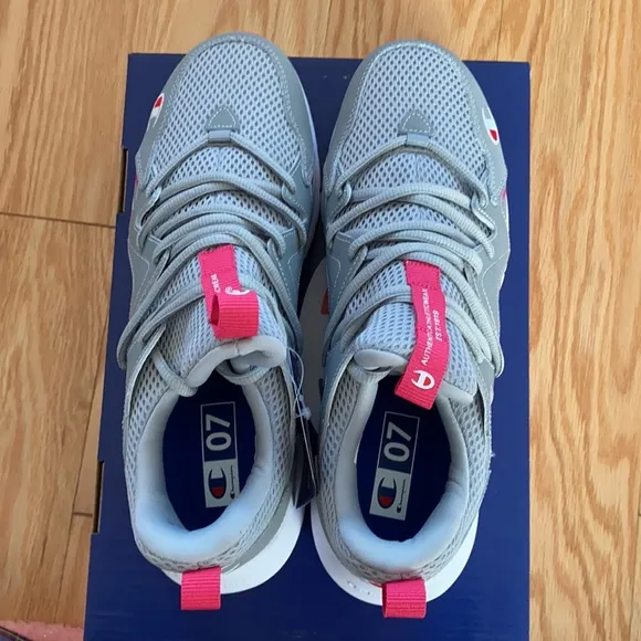 NWT-Champion® Ripple A Kids' Sneakers-Style:RIPPLE A-Color:Grey/Fuchsia.