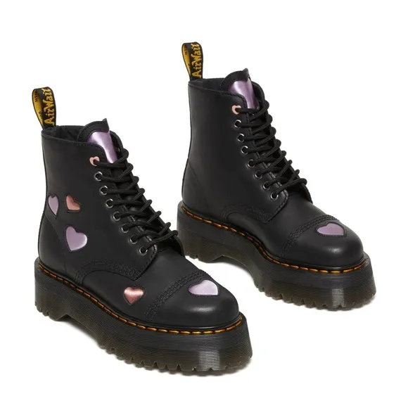 NWT! DR MARTENS Sinclair Leather Heart Platform Boots!
