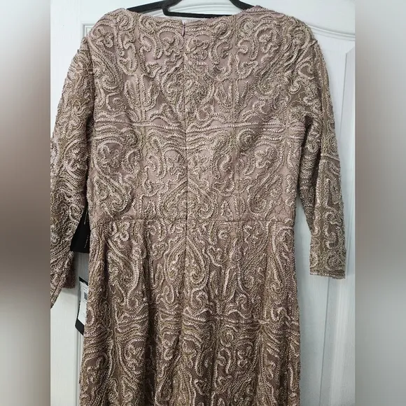 NWT JS Collectiond Soutache Embroidered Boat Neck Gown Maple Sugar  Sz 14