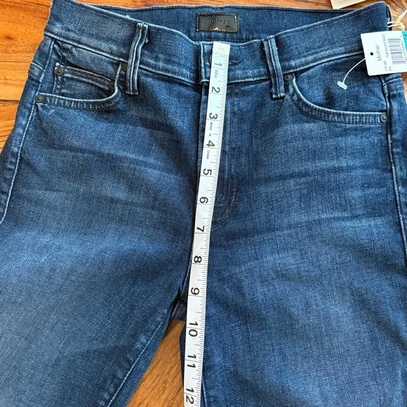 NWT Mother “The Insider Crop” jeans in Twilight Magic - size 24