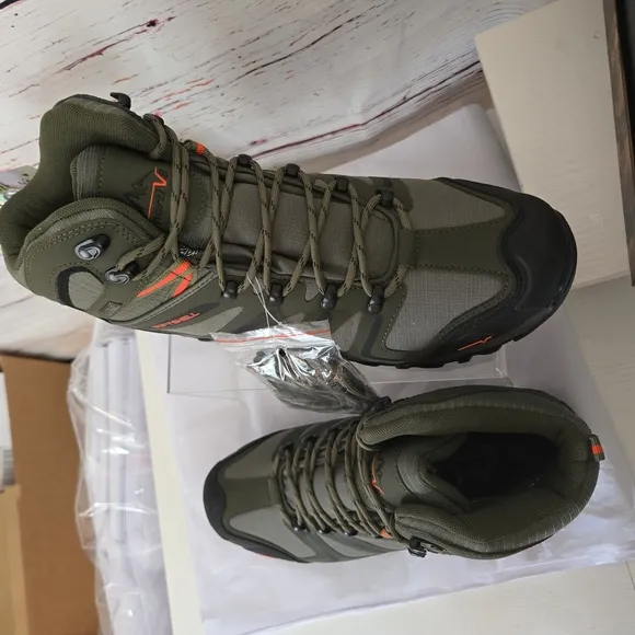 NWT NOrtv8  Men's Outdoor Noj Sljp Hiking Boots Size 11