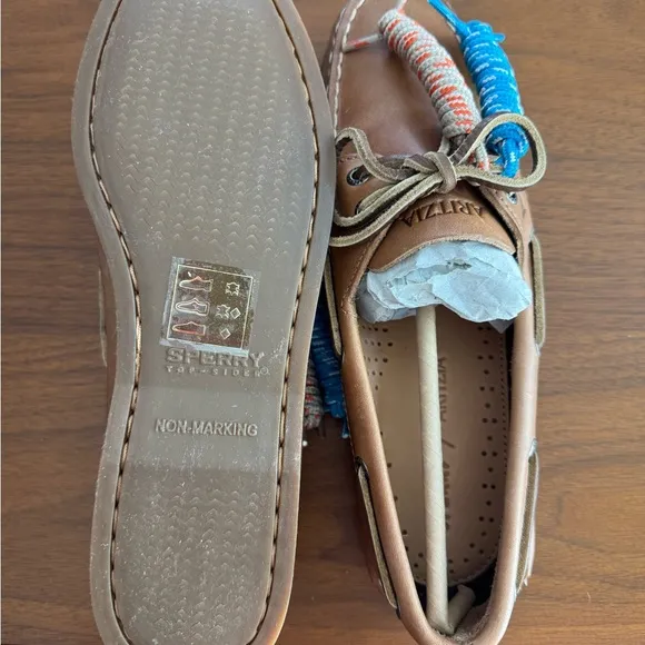 NWT: Sperry x Aritzia Authentic Original™ Brown Boat Shoe
