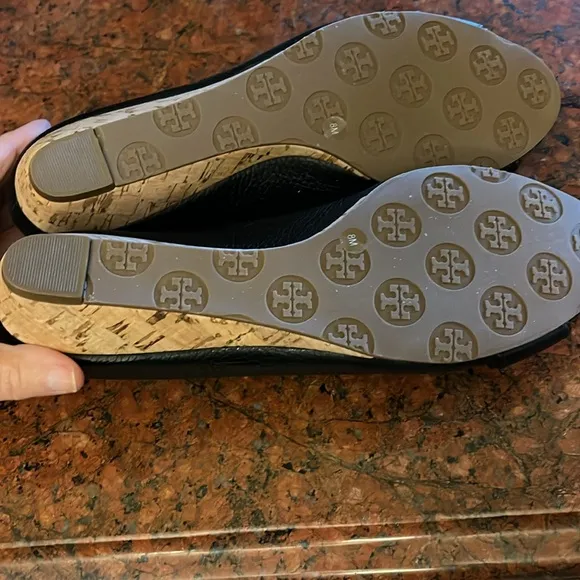 NWT Tory Burch Open Toe Low Wedge Shoe Size 8