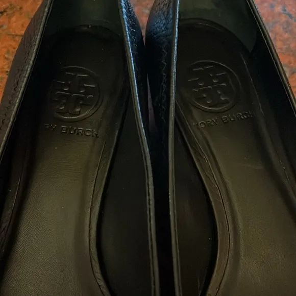 NWT Tory Burch Open Toe Low Wedge Shoe Size 8