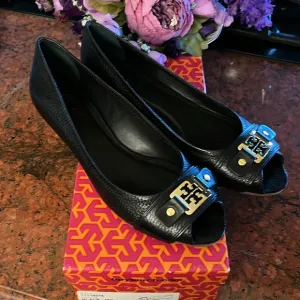 NWT Tory Burch Open Toe Low Wedge Shoe Size 8