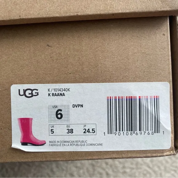 NWT UGG Girl’s Raana Pink Rain Boots