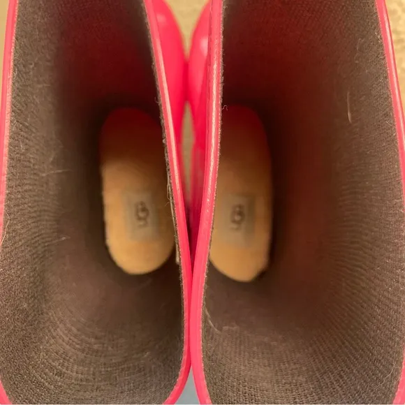 NWT UGG Girl’s Raana Pink Rain Boots