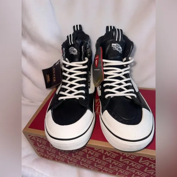 NWT Vans Sk8 Hi MTE-2 Black Floral Shoes size 6