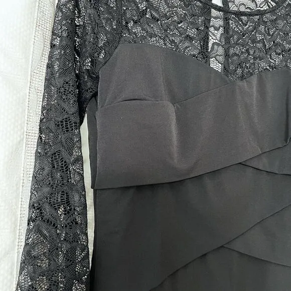 NWT White House Black Market Gray Knee Length Dress with 3/4 Lace Sleeves Size 4