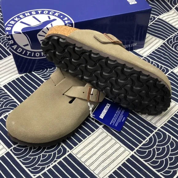 🌟NWT - Women's Taupe Suede Birkenstock Boston Shoes - Narrow Fit