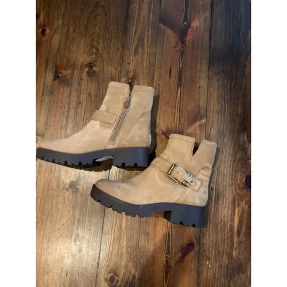 NWT Zodiac Miller Harness Lug Sole Boot Latte Suede Leather Womens Size 7.5