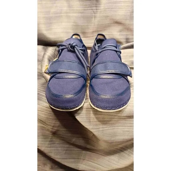 NWT OETZ men's shoes.