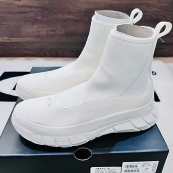 Oakley Coyote Laceless Boots - White