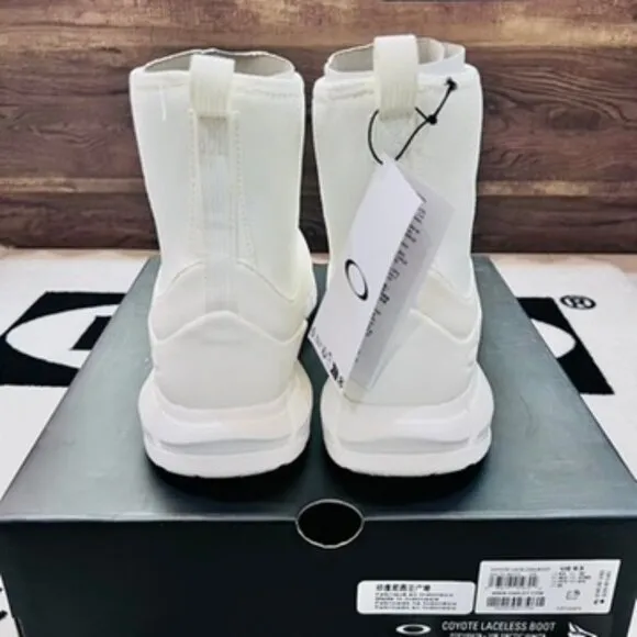 Oakley Coyote Laceless Boots - White