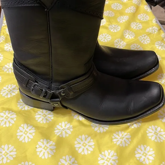 Old Corral Mens Black Harness Square Toed Boots Size 11.5