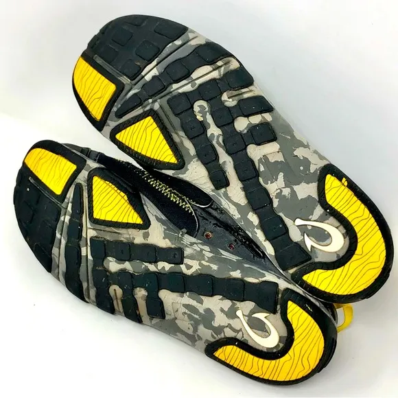 Olukai Eleu Trainer Water Shoes Black Mesh Quick Drying Flexible Bungee Laces