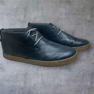 Olukai Kupono Black Leather Chukka Boots Mens 9 Lace Up Preppy Hipster Comfort