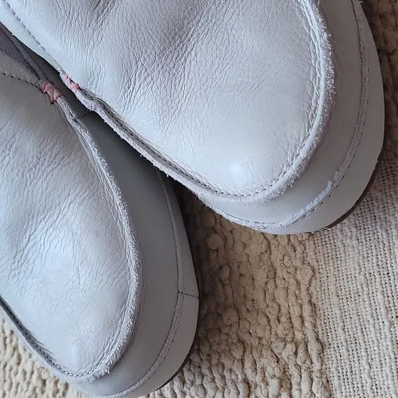 OLUKAI Ku'una Slipper, Women's Slip-On Shoes. Size 11