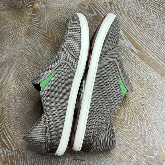 OLUKAI Nohea Mesh Mustang 10188-13AP Shoes 8.5