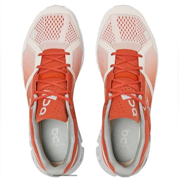 On RunningCloudflow Running Shoe - Women size 7 Rust/Rose |New