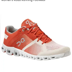 On RunningCloudflow Running Shoe - Women size 7 Rust/Rose |New