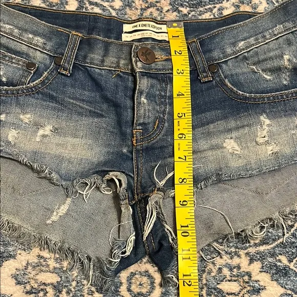 One Teaspoon Number 2’s Blue Distressed Ripped Frayed Hem Denim Shorts Boho