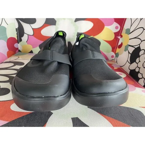 OOFOS 00MG Low Black Gray Slip On Round Toe Mesh Comfort Shoes 11 NWT