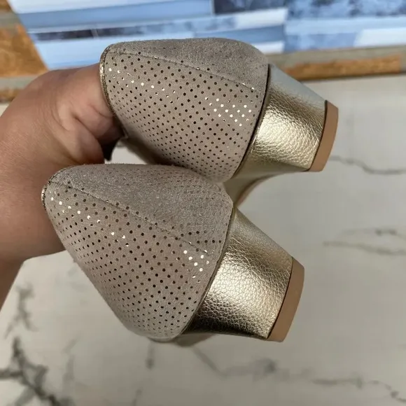 Pas de Rouge open toe shoes size 39 /8.5