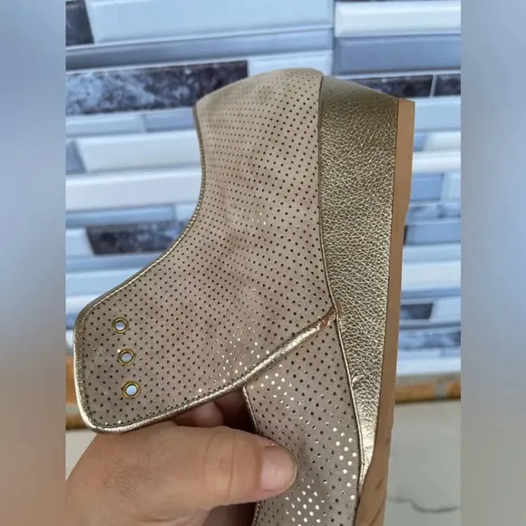 Pas de Rouge open toe shoes size 39 /8.5