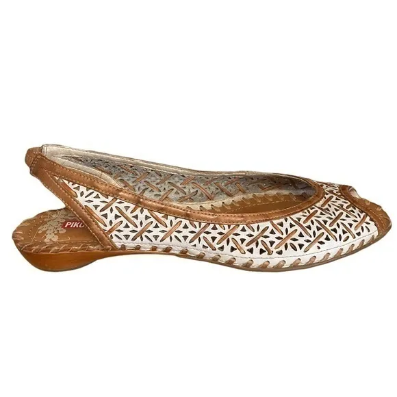 Pikolinos White and Brown Punched Leather Open Toe Slingback Shoes Sandals