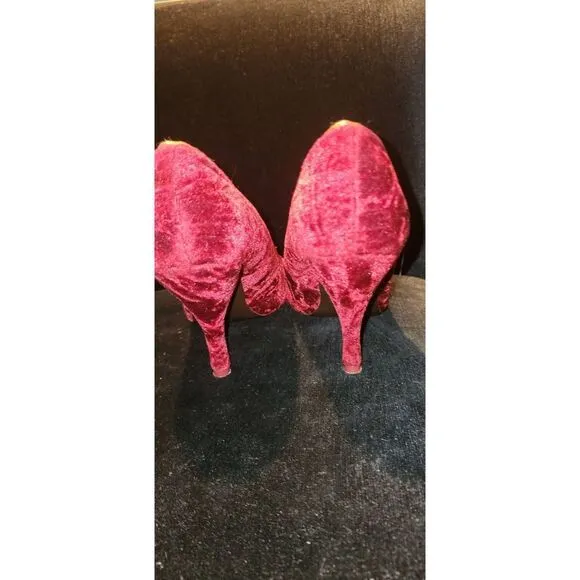 Poetic License Dazzling 2 Pumps